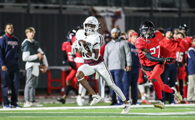 CATCH ME IF YOU CAN - Pearland junior wide receiver Aiden Glasper (13) caught two passes for two scores and 142 yards against Dawson covering 63 and 79-yards in the Oilers 25-23 win to claim the Bayway Chevrolet PearBowl Trophy. Glasper runs away from Dawson senior defensive back Tylan Good (27) for a touchdown. (Photo by Lloyd Hendricks)